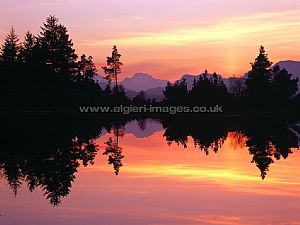 Free Wallpapers - Llyn Pandora